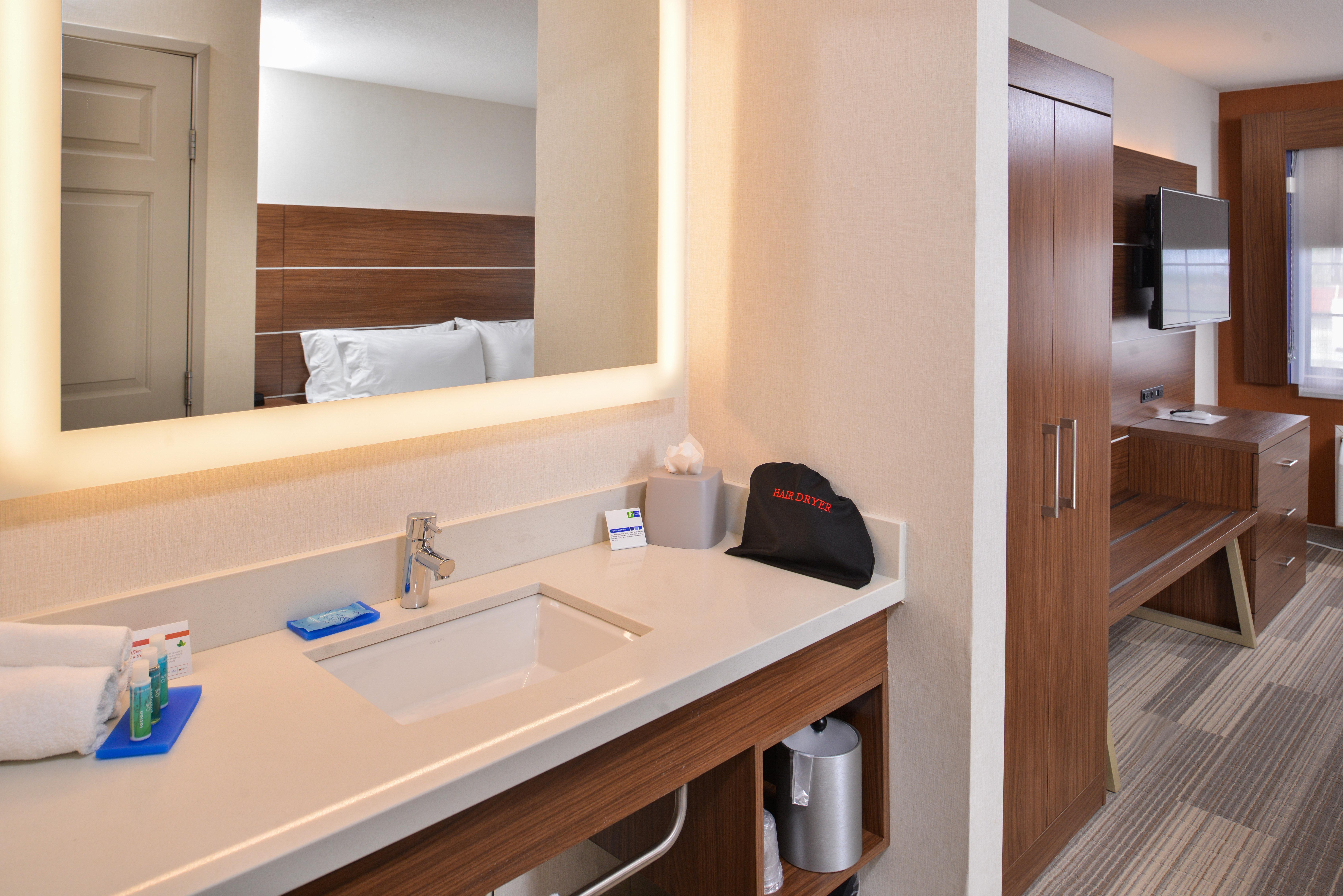 Holiday Inn Express Westley By Ihg Ngoại thất bức ảnh