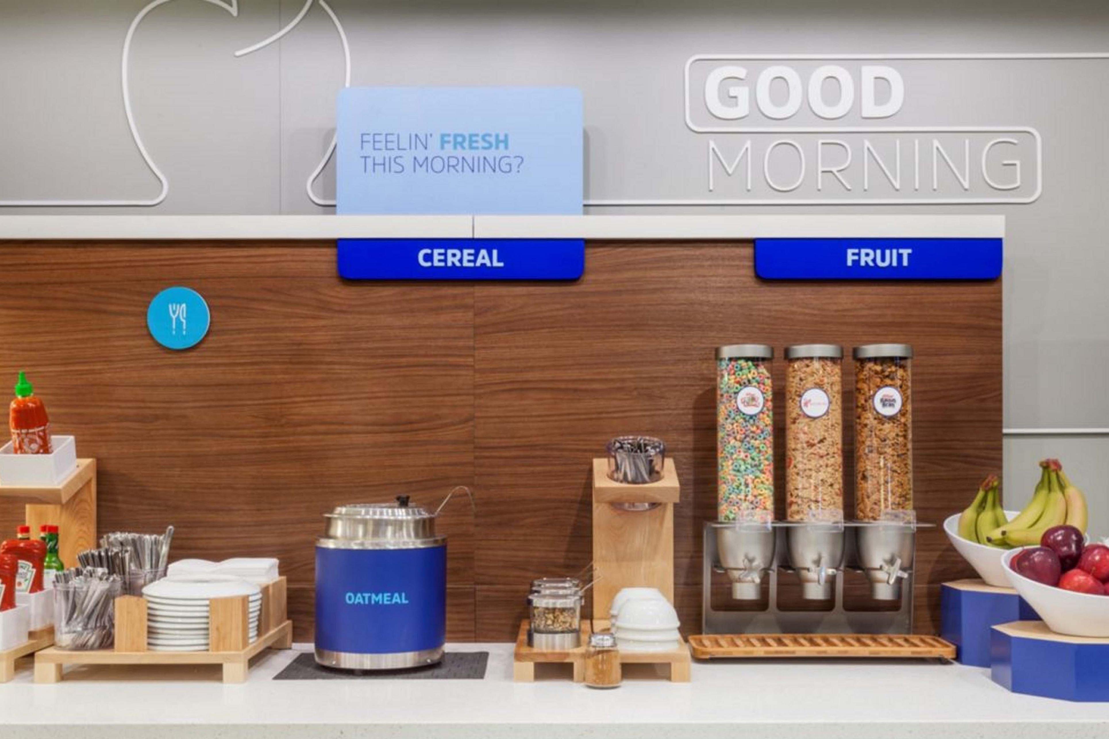 Holiday Inn Express Westley By Ihg Ngoại thất bức ảnh