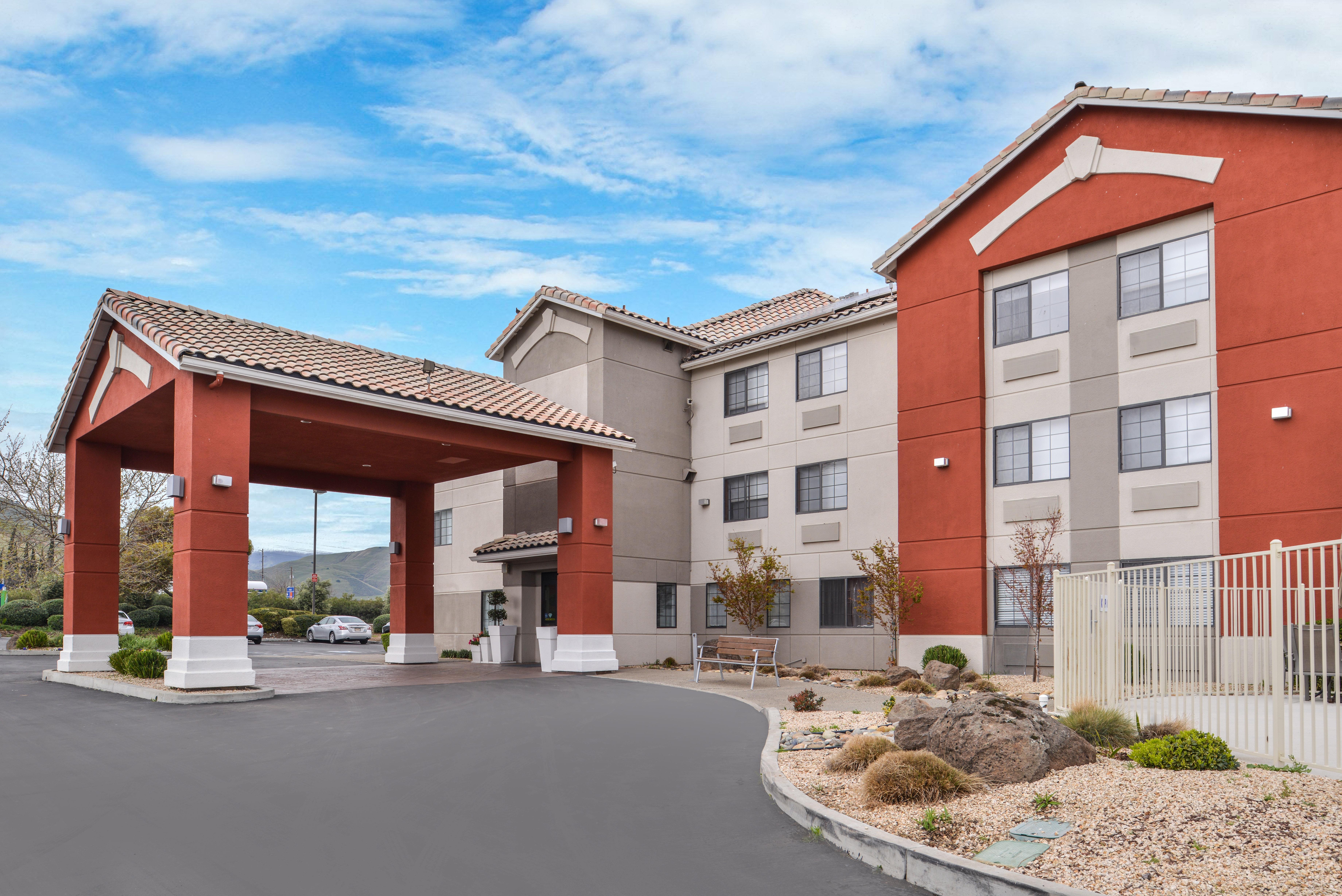 Holiday Inn Express Westley By Ihg Ngoại thất bức ảnh