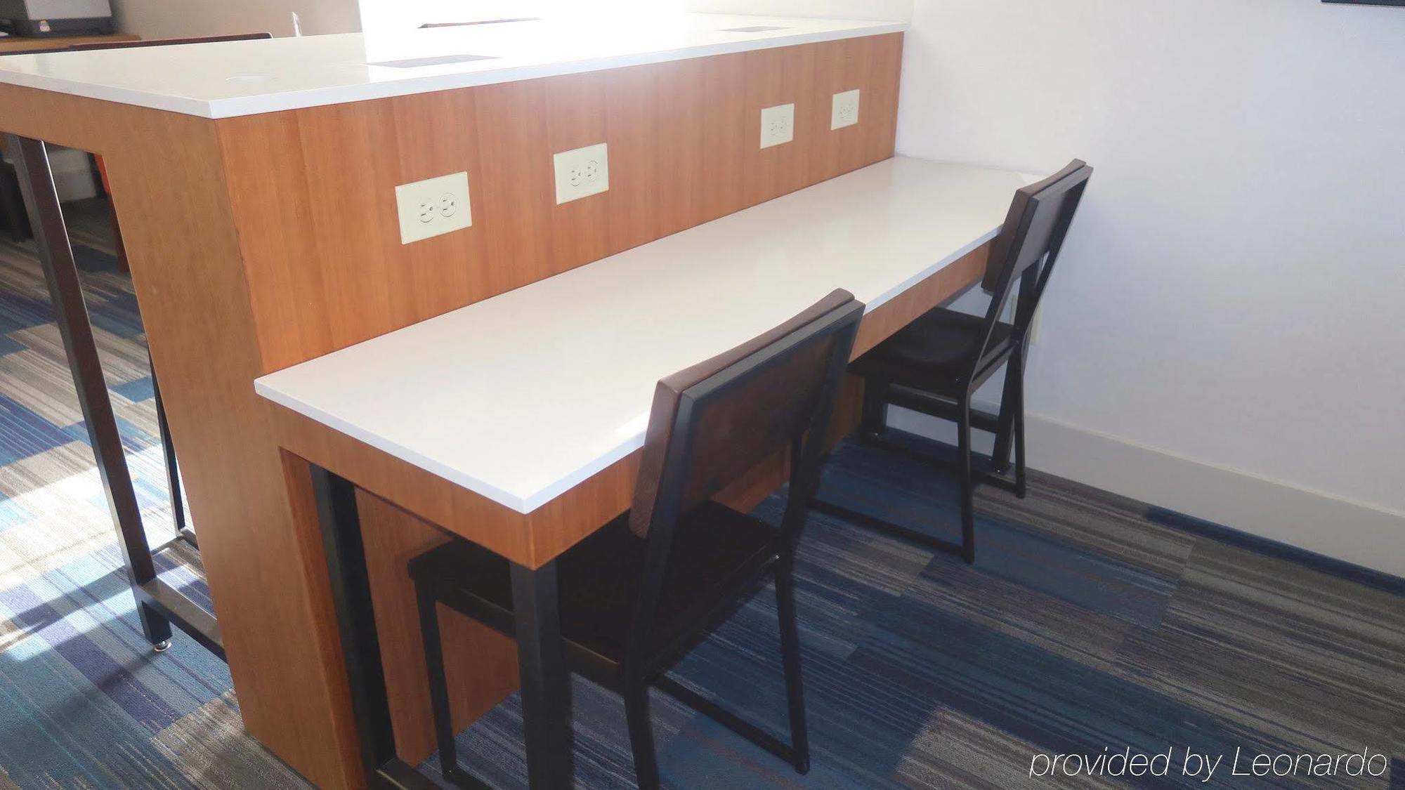 Holiday Inn Express Westley By Ihg Ngoại thất bức ảnh
